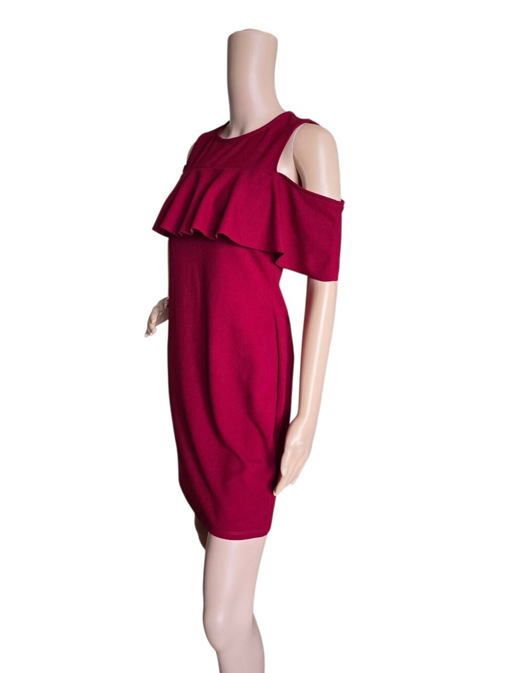 Cold-Shoulder Ruffle Sheath Dress in Deep Red - Picture 12 of 16